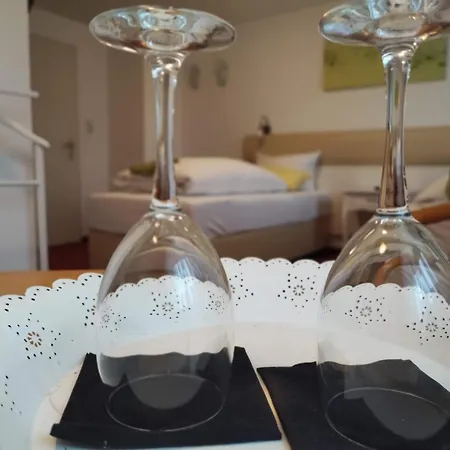 In Guest - Forelle - Doppelzimmer Pensionat Forbach