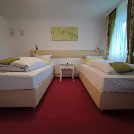 In Guest - Forelle - Doppelzimmer *